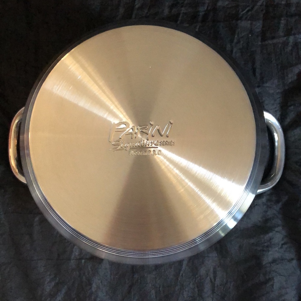 Parini 4 Quart Dutch Oven - Picture 4 of 16